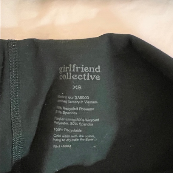 Girlfriend Collective skort bra workout set dark green XS - Picture 3 of 4